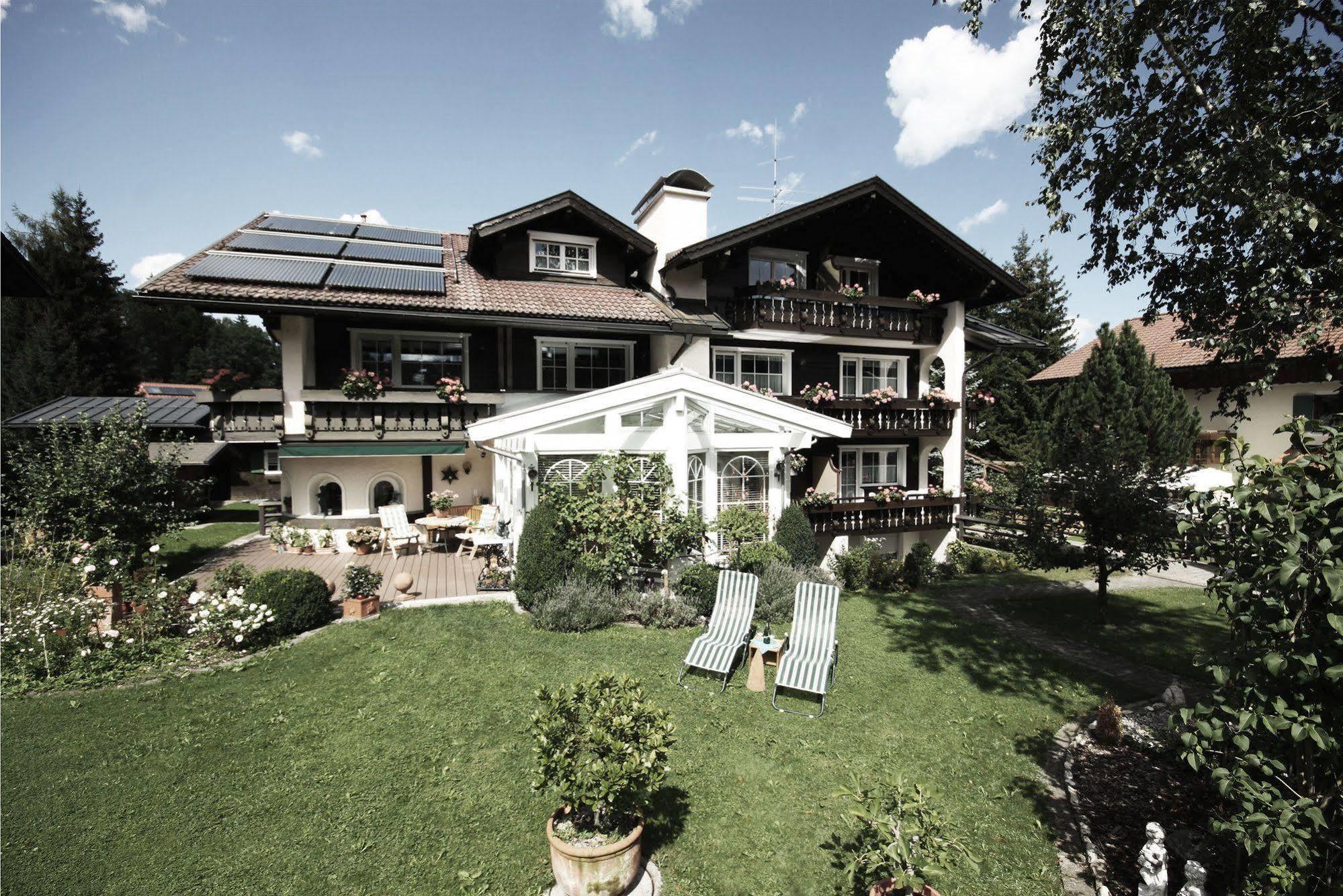 Haus Susanne - Top-Ferienwohnungen - Sommer-Bergbahn Inklusive Обермайзельштайн Экстерьер фото